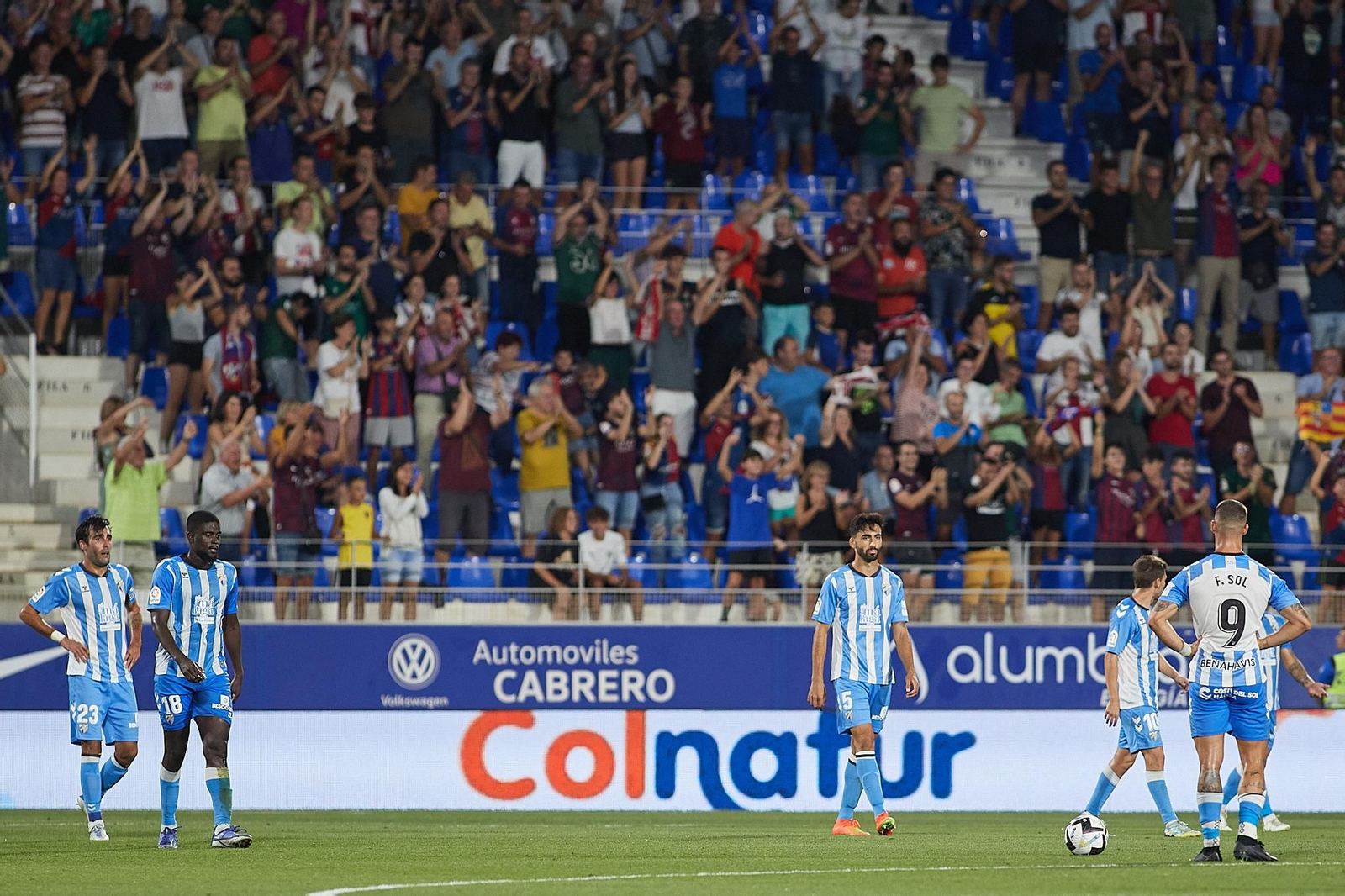 Imágenes de la derrota del Málaga CF ante el SD Huesca en El Alcoraz