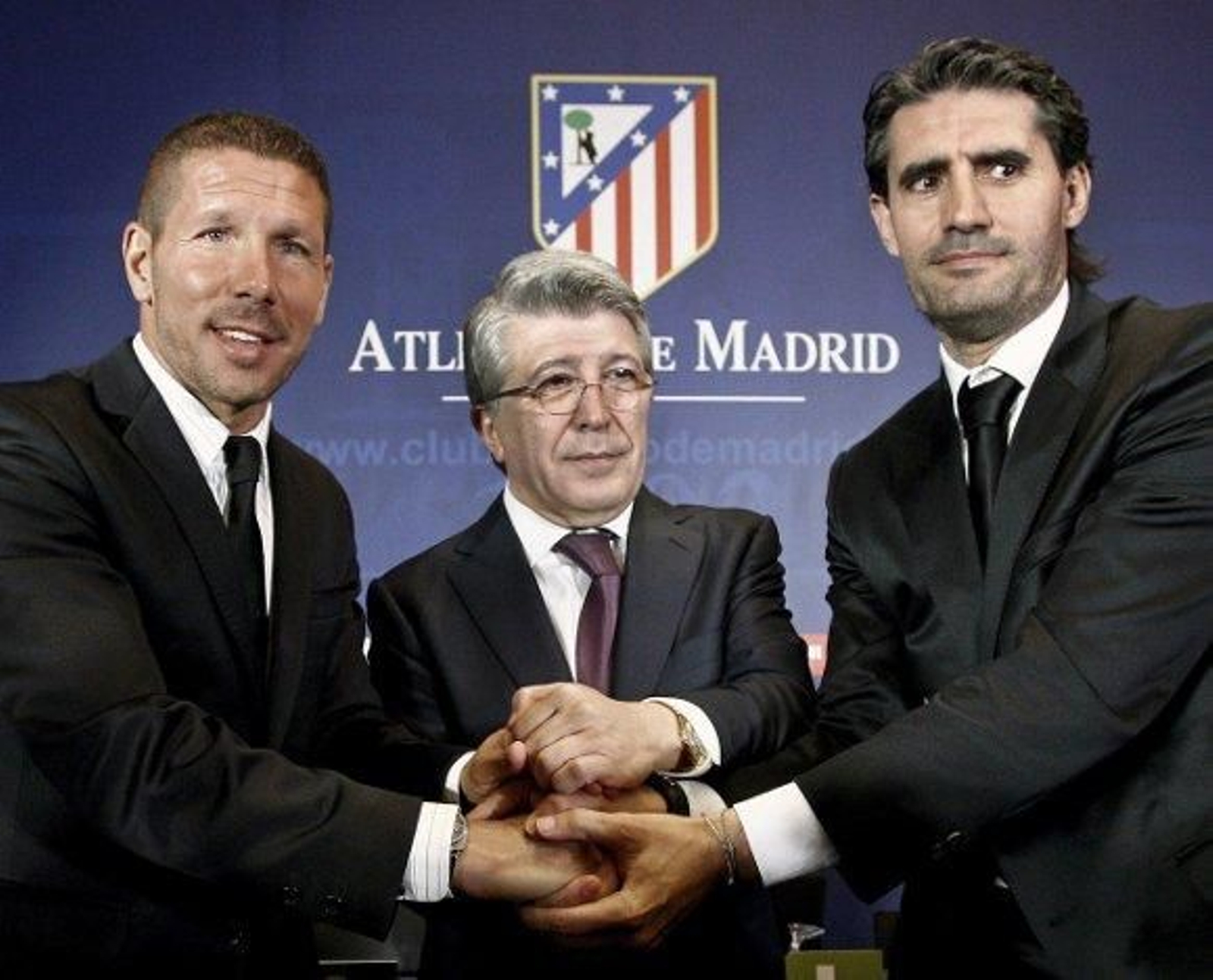 Simeone quiere un Atlético "fuerte, aguerrido y contragolpeador"