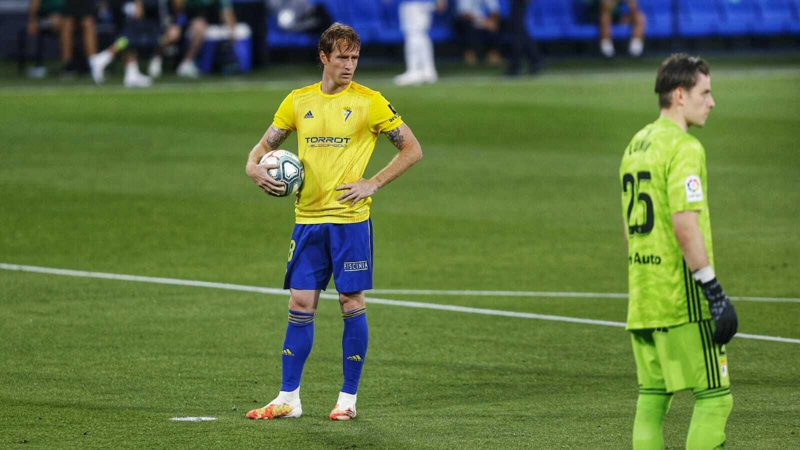 Las imágenes del Cádiz-Oviedo