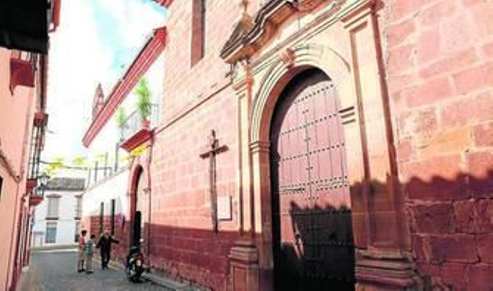 Fachada del inmueble, incluido en el Catálogo de Bienes Protegidos del casco histórico.