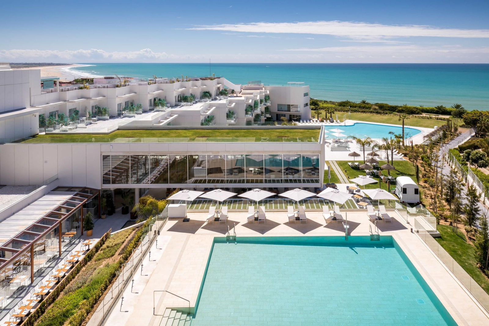 Instalaciones del hotel adquirido por Grupotel en Conil de la Frontera.