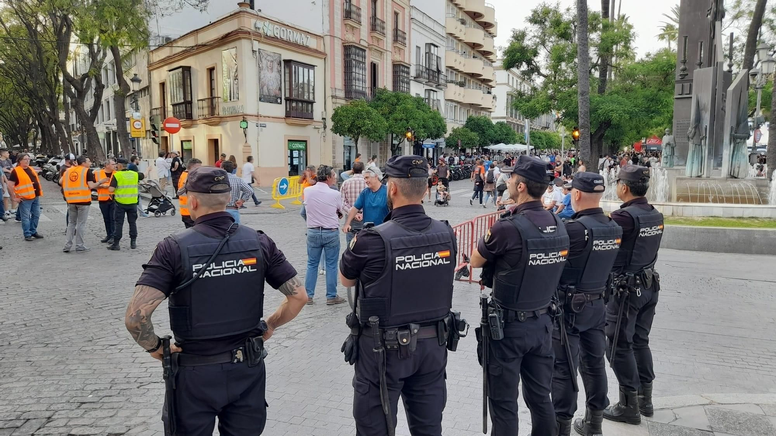 Varios policías nacionales, en un acto en el centro de Jerez.