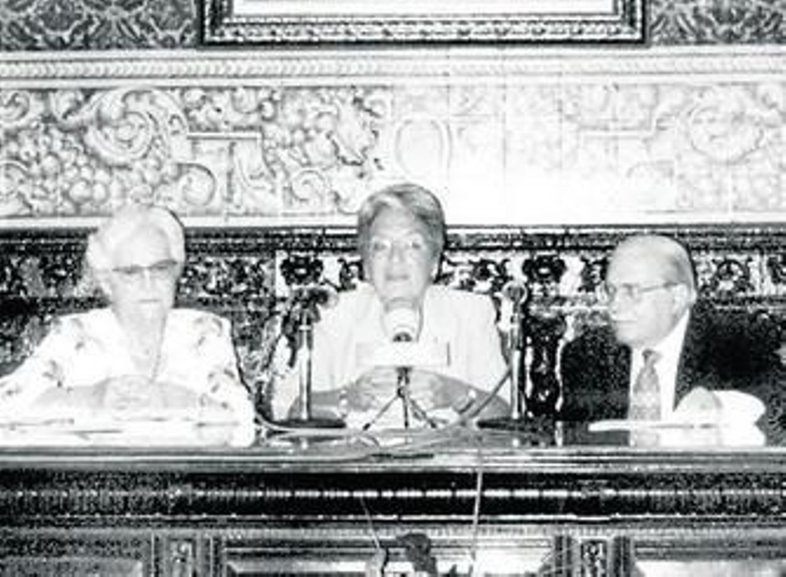 María Dolores García Gamba, a la izquierda, en una imagen de archivo.