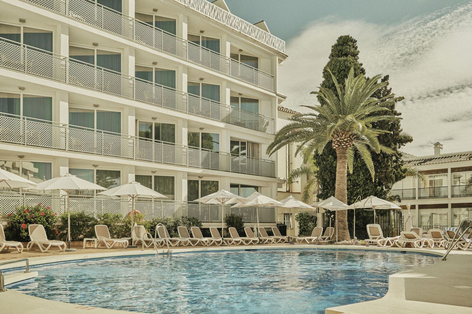 Piscina del Beneste Villa Flamenca.