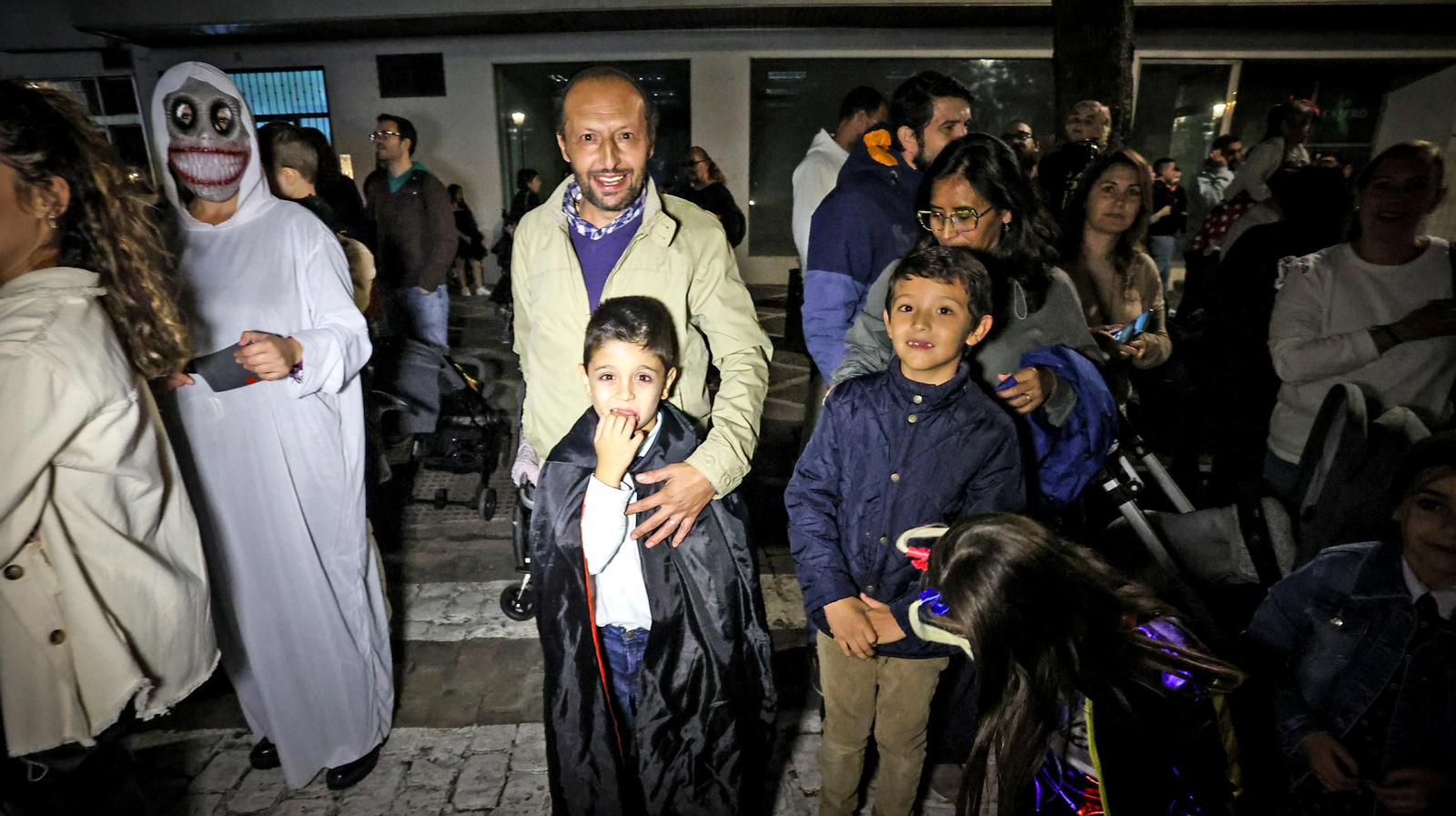 Búscate en la cabalgata de Halloween de Jerez