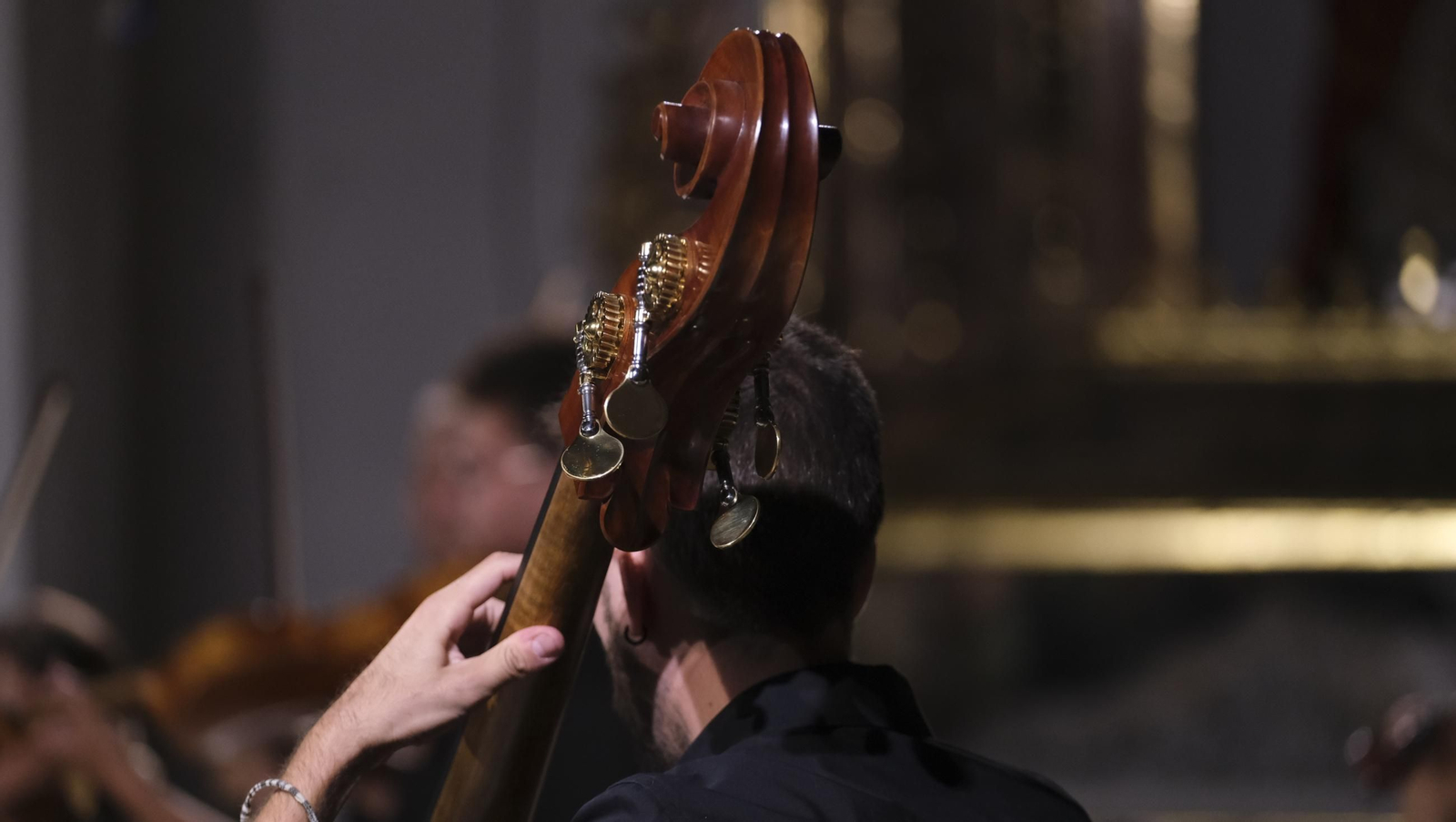 Concierto de la OCAL y del violinista Jesús Reina en Vélez Blanco, en imágenes
