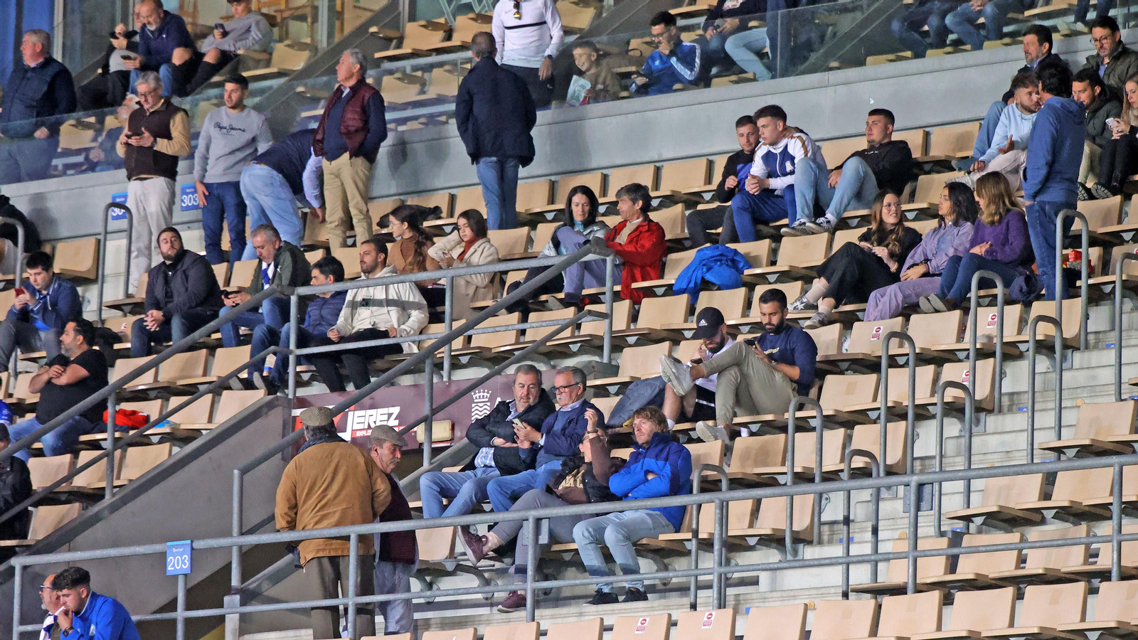 Búscate en el Xerez DFC - Ceuta B en el Municipal de Chapín en Jerez