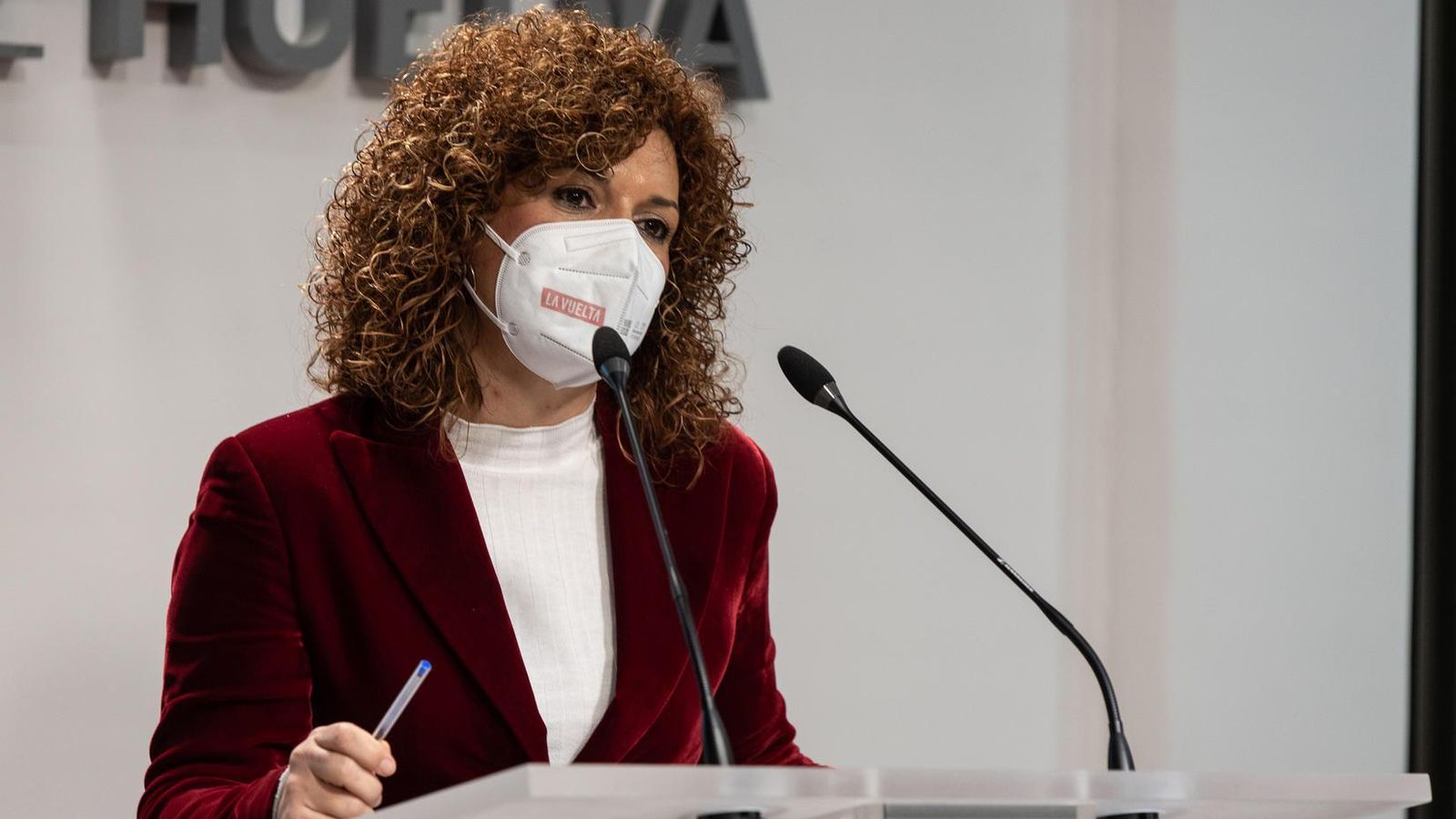 La presidenta de la Diputación en la presentación de las cuentas de la institución para el año que viene.