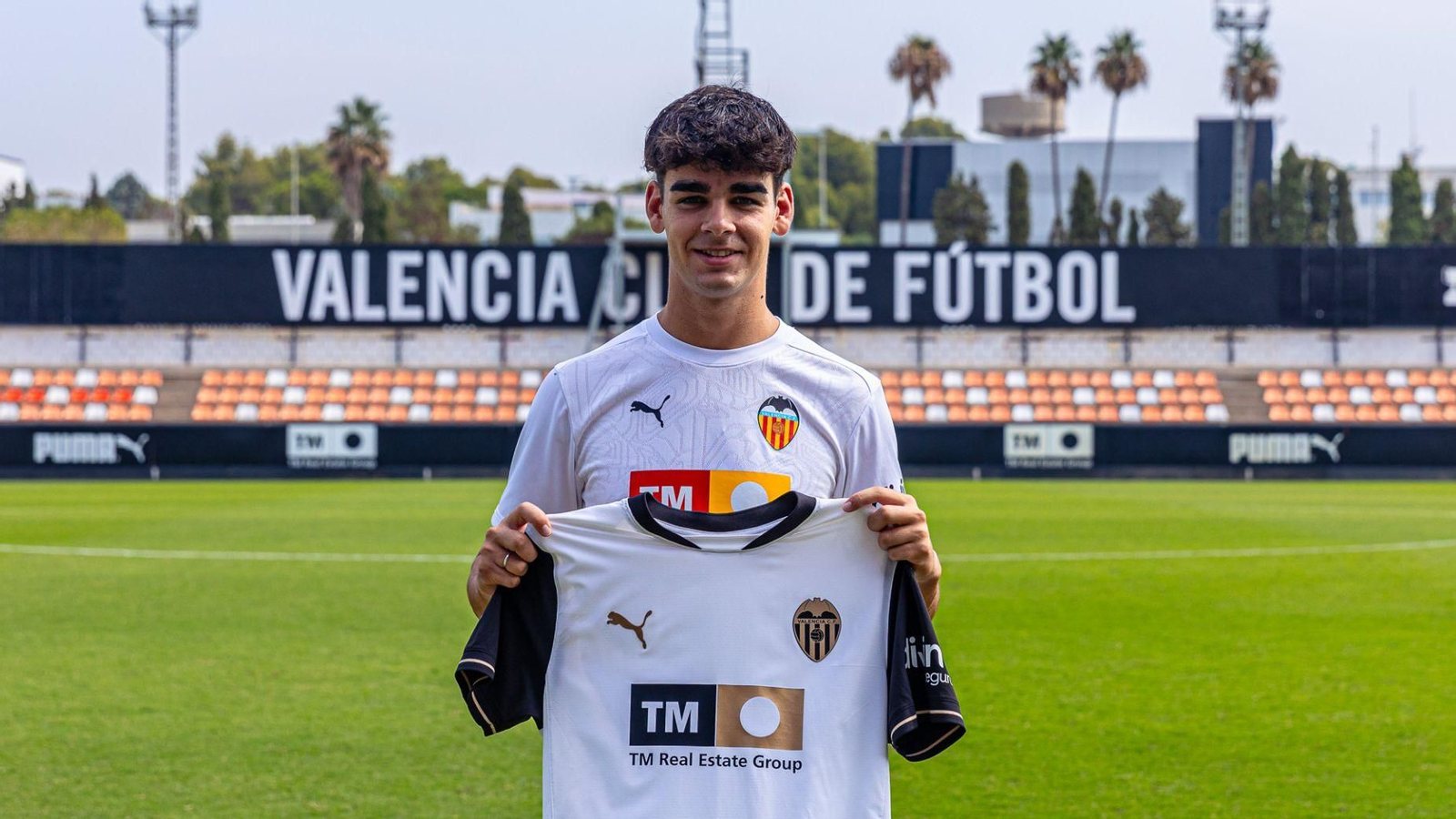 Andrés Caro, nuevo fichaje del Valencia Mestalla.