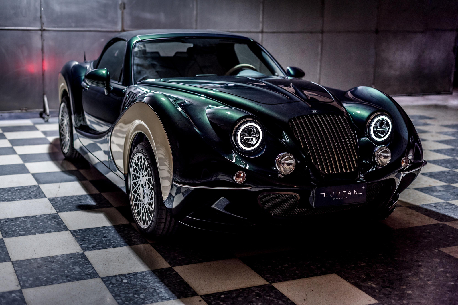 Vista frontal del Hurtan Grand Albaycín, el modelo de la fábrica familiar granadina para este 2021