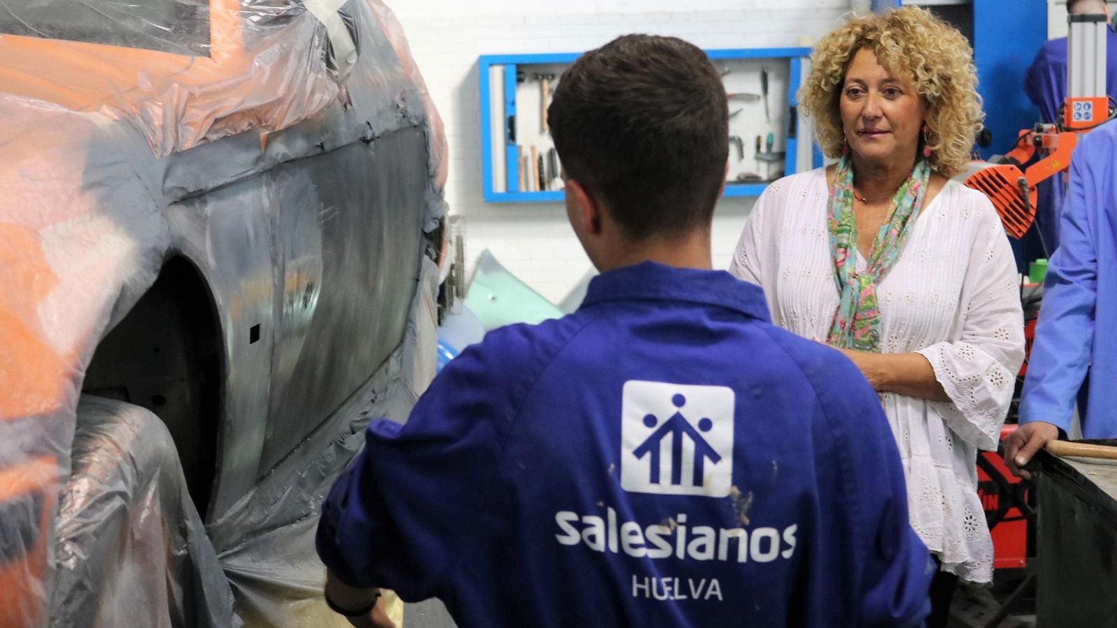 PIlar Marín, durante su visita al colegio Salesianos de la capital onubense.