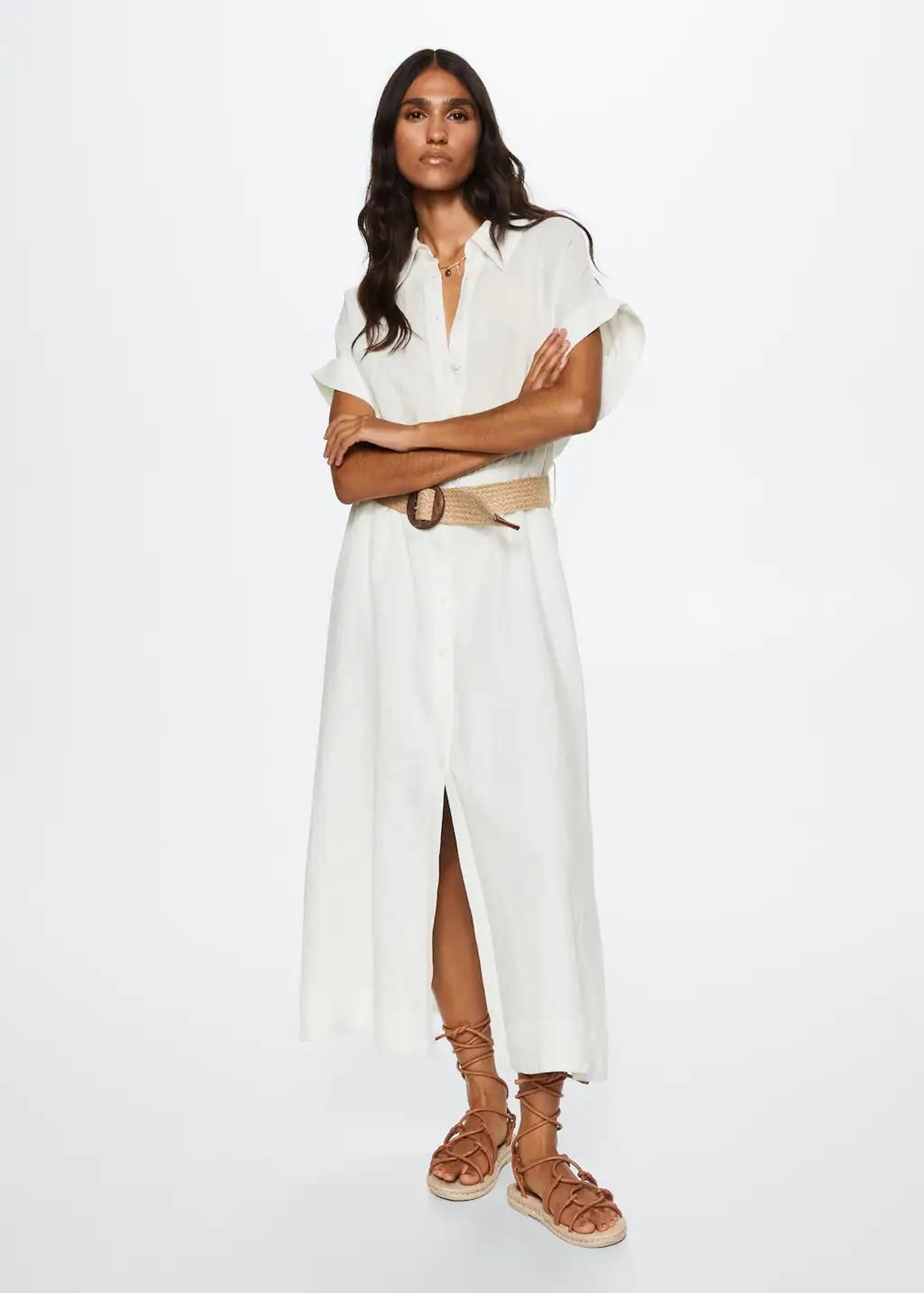 Vestido blanco de Mango.