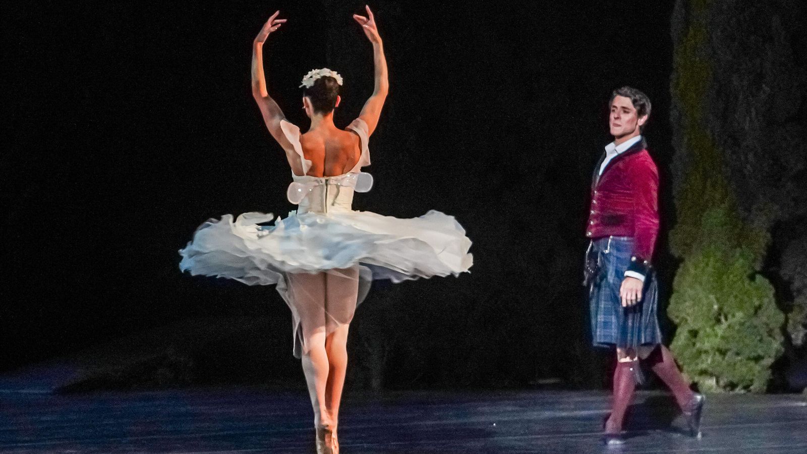 Un instante del ballet que pudo verse el sábado en el Generalife.