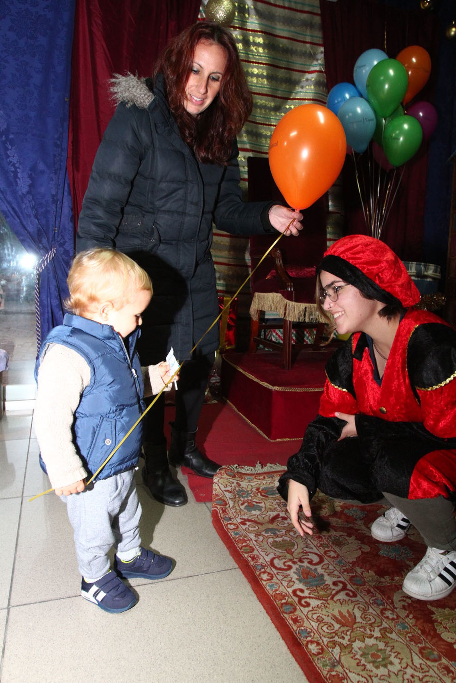 Entrega de cartas al Cartero Real de los Reyes Magos