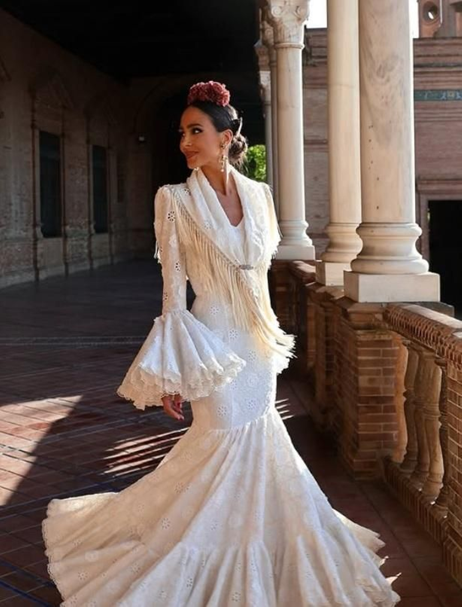 Rocío Osorno vestida de flamenca en la Feria de Abril.