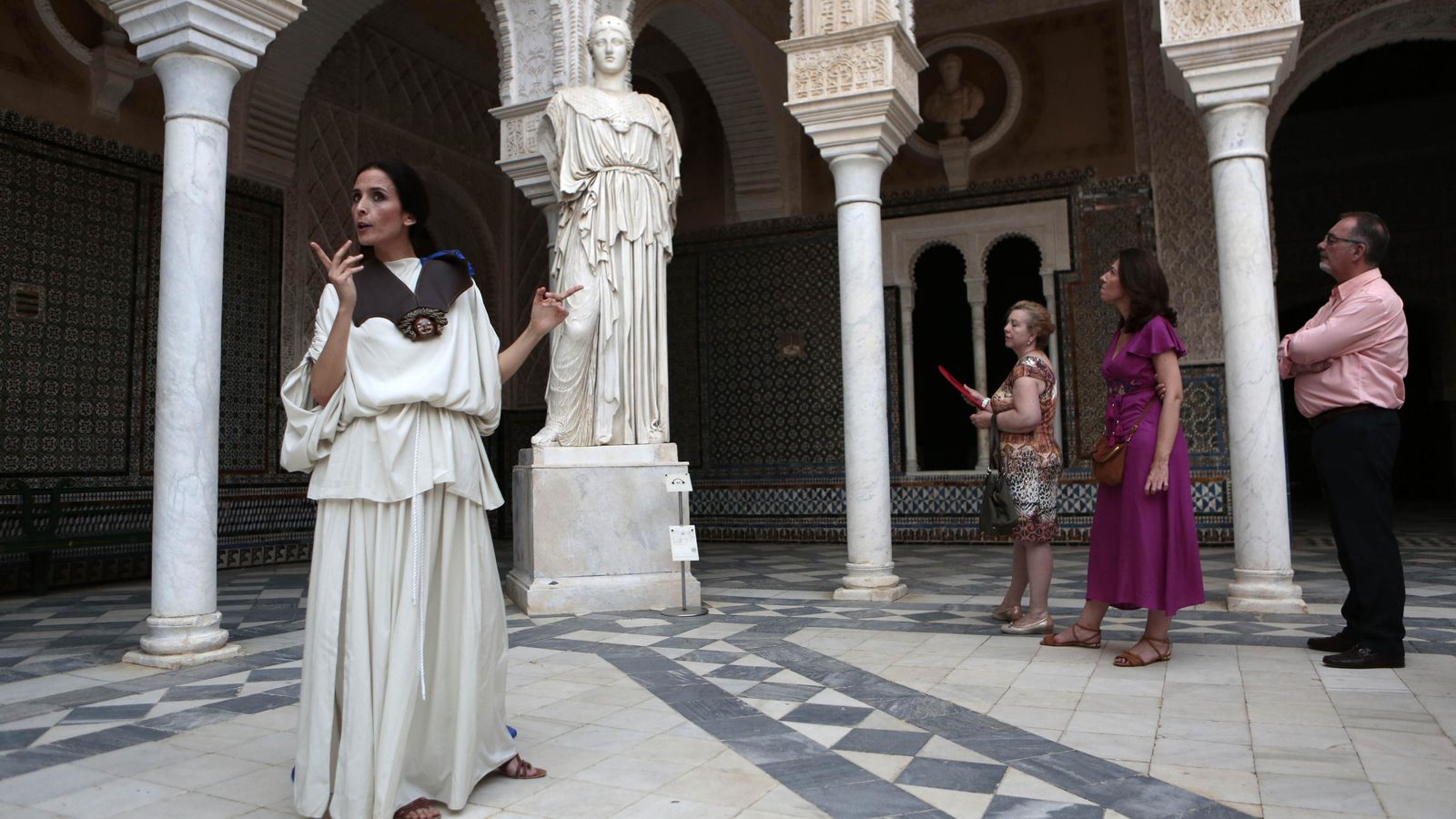 Pallas Pacifera como cicerone