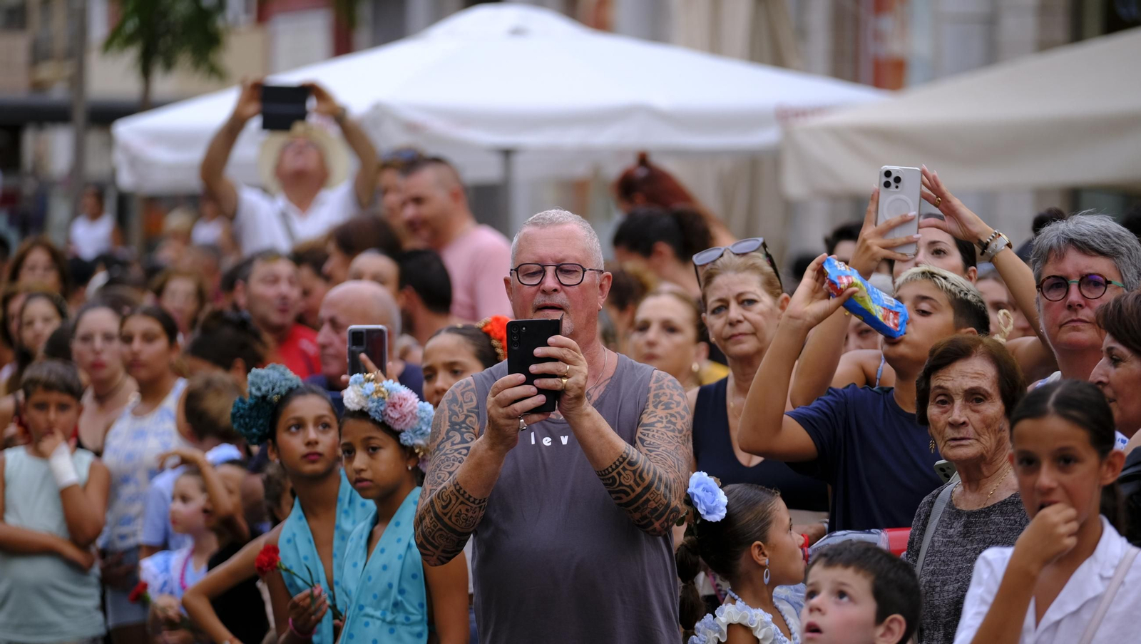 Las mejores imágenes de la Batalla de Flores de Almería