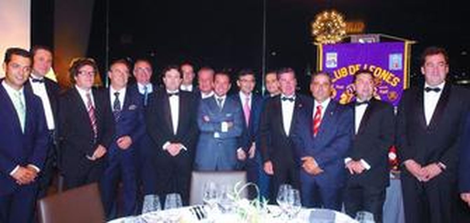 De izqda. a dcha., Jesús Callejo, Manuel Ibáñez, Raúl Lancharro, José Algaba, Francisco Ramas, Juan Pérez Garramiola, Antonio Prada, Antonino Parrilla, Miguel Tapia, Manuel Blanco, Guillermo Montes, Miguel Gallego, Felipe Callejo, Francisco Pérez y Juan M. Serrano.