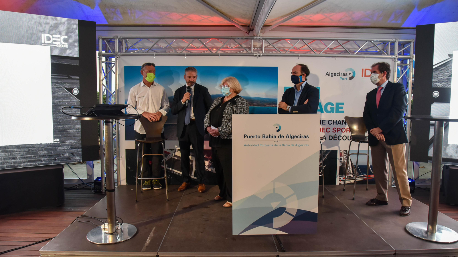 Las fotos del maxitrimaran y la presentación del puerto seco de Antequera