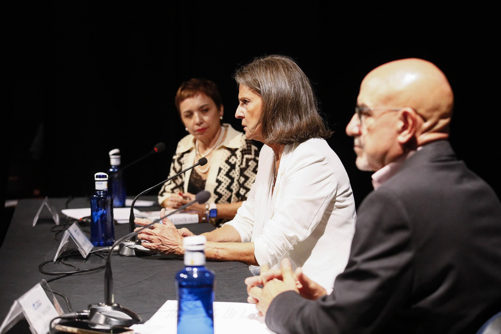 Las imágenes del diario de los libros con Isabel San Sebastián