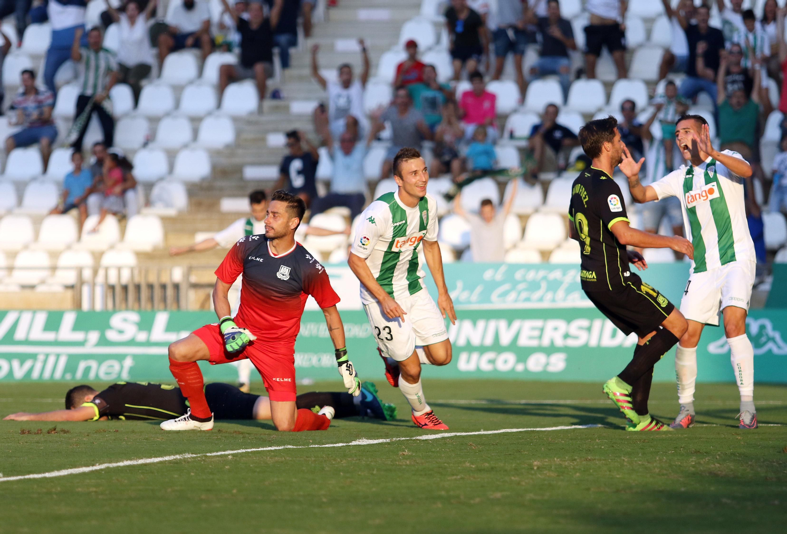 Las imágenes del Córdoba-Alcorcón