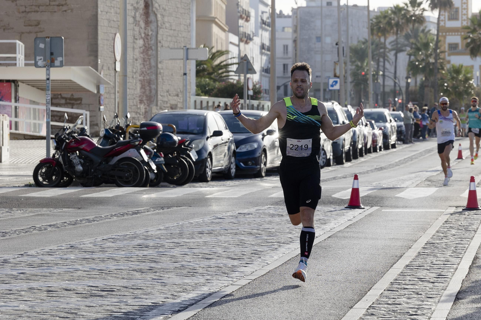 Búscate en las imágenes de la "II Media Maratón Ciudad de Cádiz"