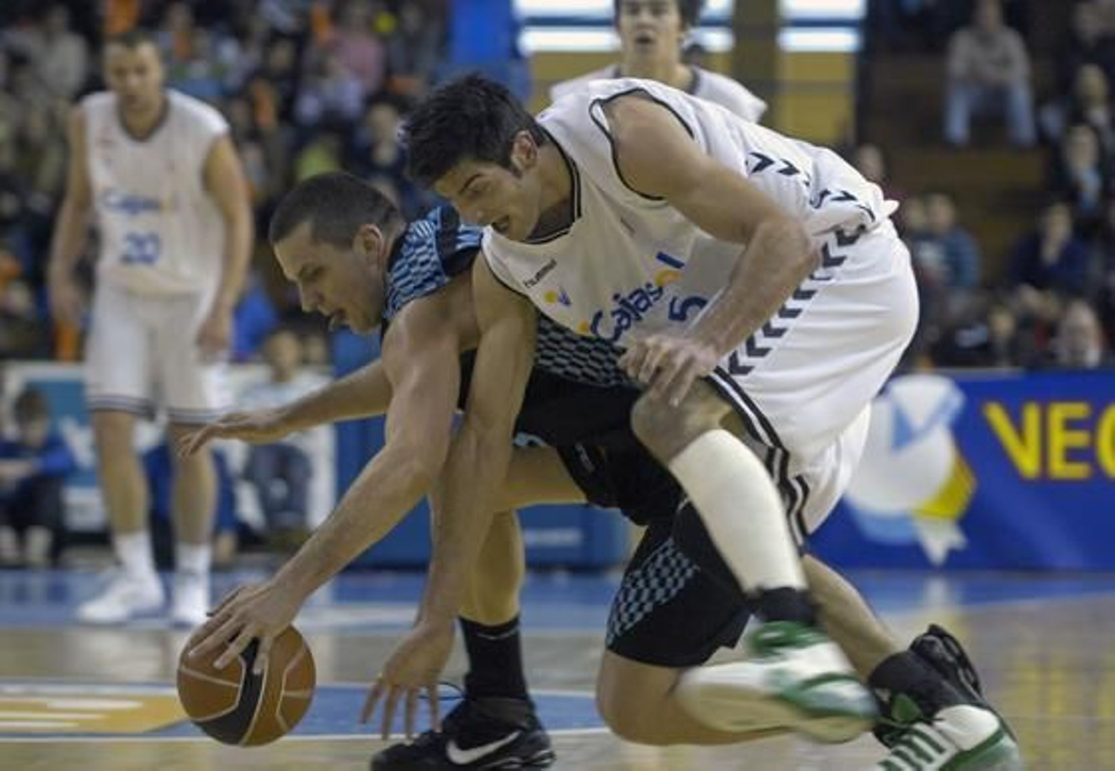 El pívot Trigueros de lo más involucrado que está el equipo esta temporada.

Foto: Manuel Gómez