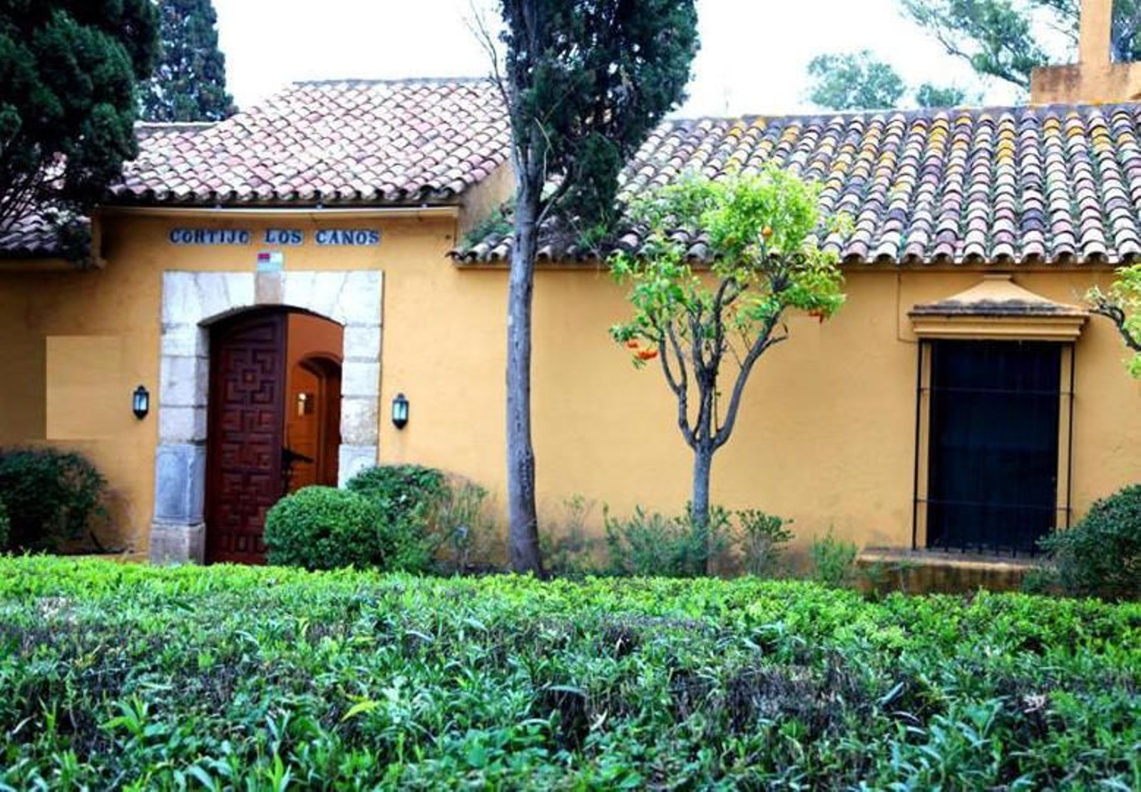 Cortijo Los Canos, en Pueblo Nuevo de Guadiaro.