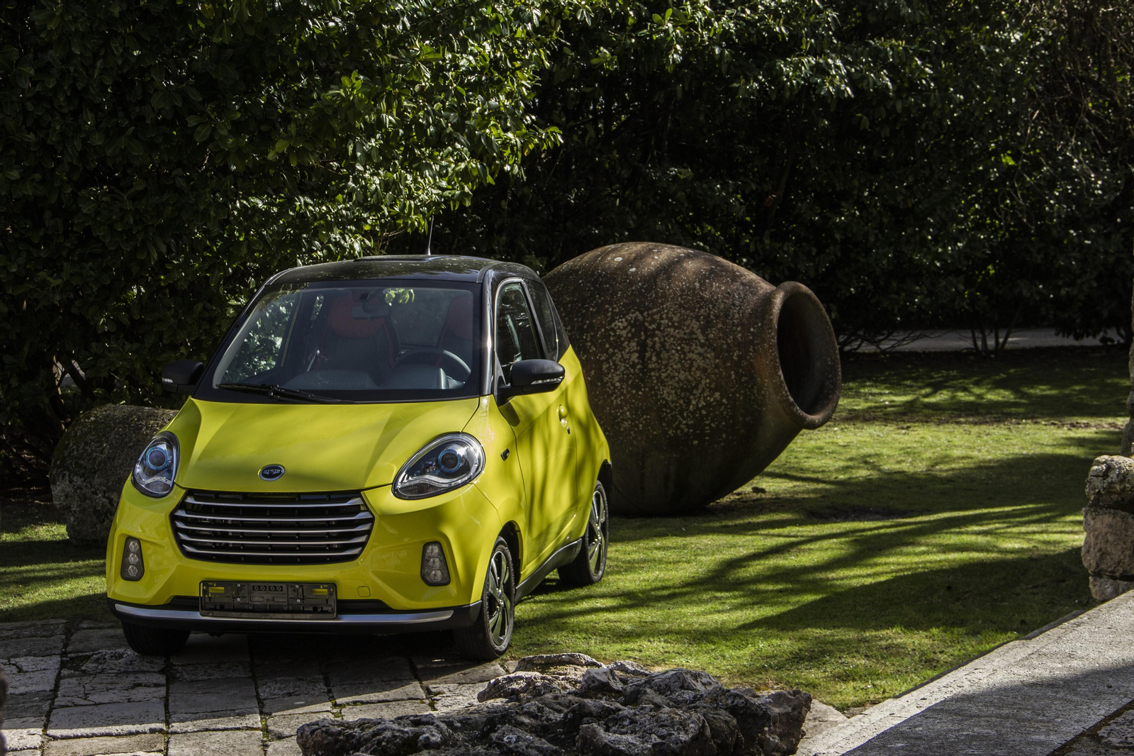 D2S de Invicta, un eléctrico estrictamente ciudadano por menos de 10.000 euros