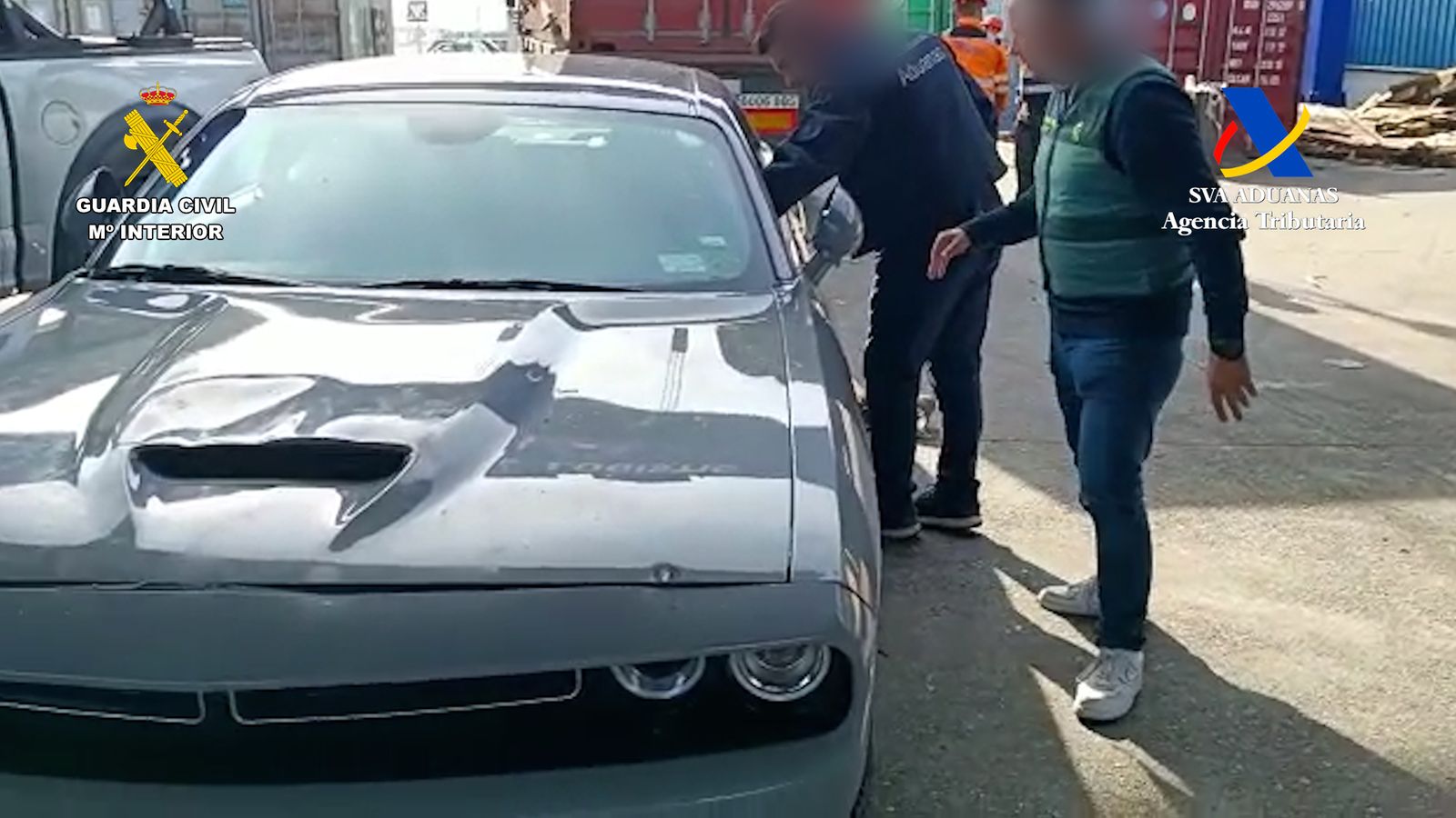 La Operación American Stuff ha permitido recuperar en Algeciras dos docenas de coches que ya han vuelto a su país de origen, EE.UU.