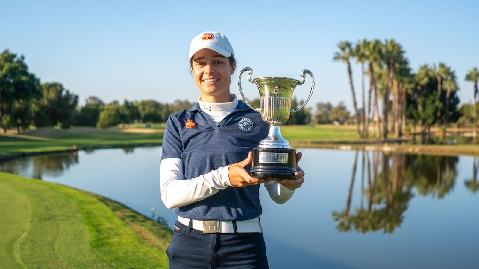 Teresa Toscano, con el trofeo de campeona.