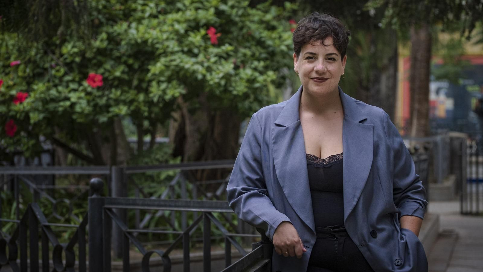 La psicóloga Andrea Gasca Canto en la Plaza Mina de la capital gaditana.