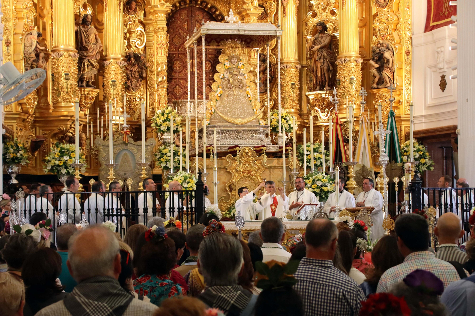 Así se vive la romería en las casas de la aldea