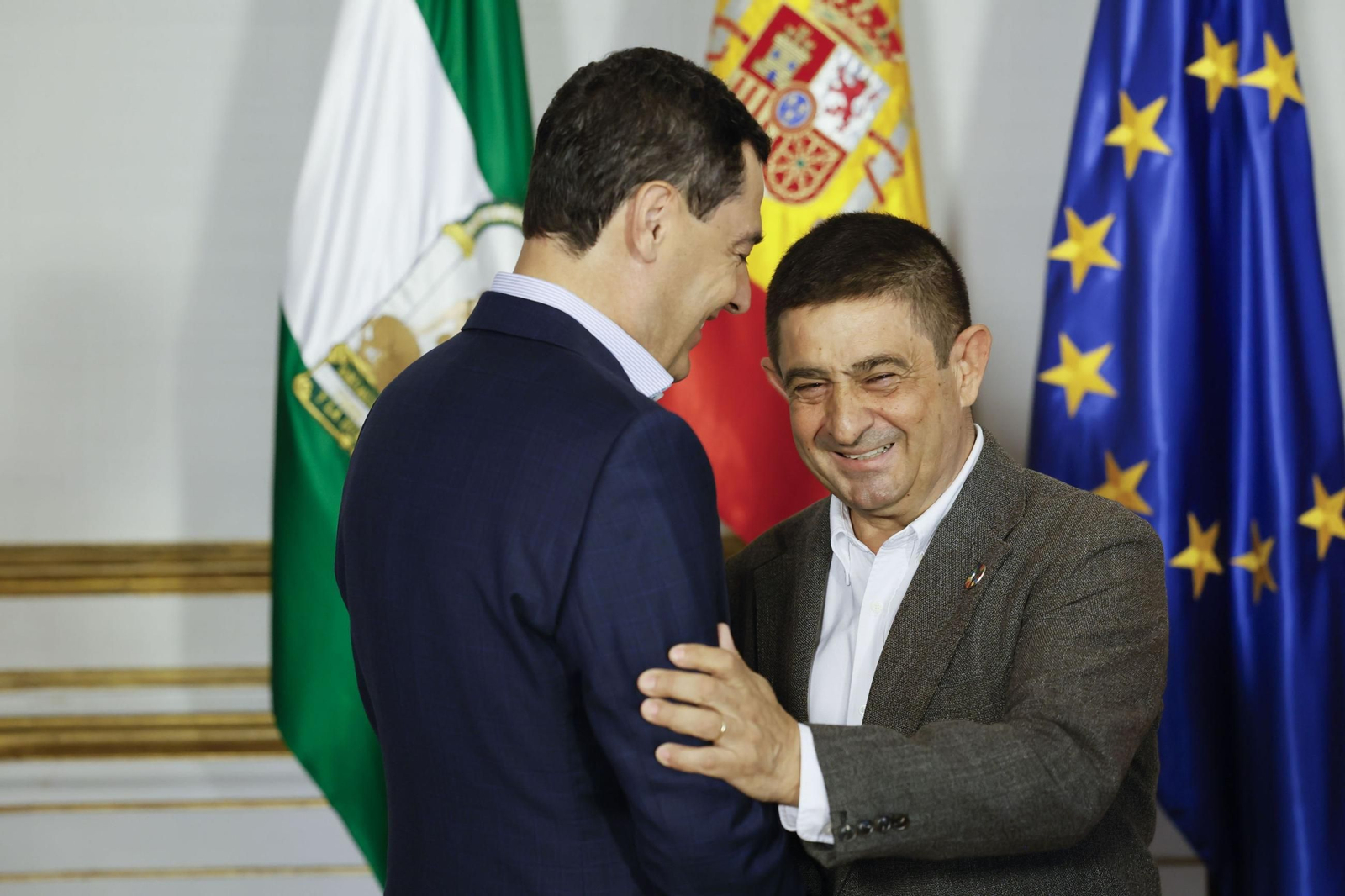 Juanma Moreno en su reunión con el presidente de la Diputación de Jaén la semana pasada en San Telmo.