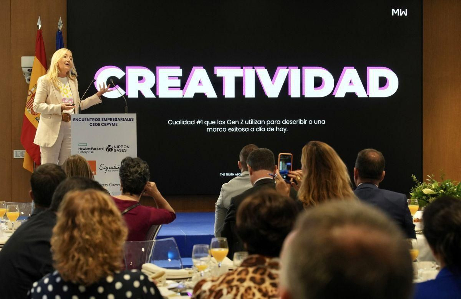 Marina Specht durante su intervención.