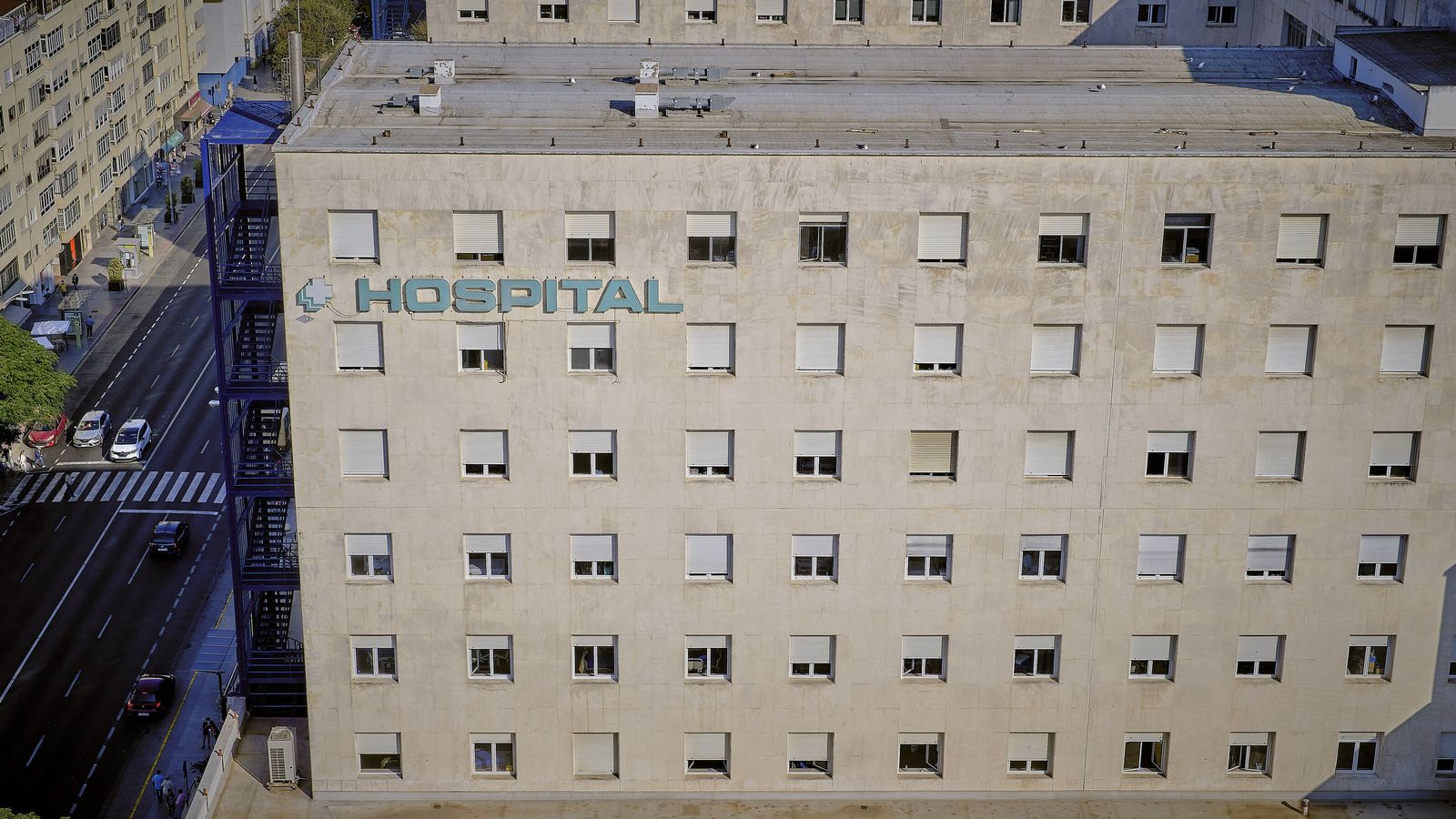 El Hospital Puerta del Mar de Cádiz, centro de referencia en la provincia.