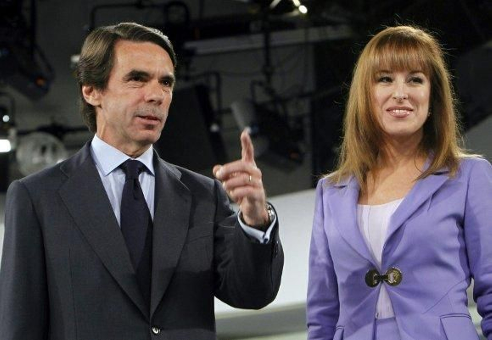 Aznar no descarta volver a la política: "Cumpliré con mi responsabilidad"