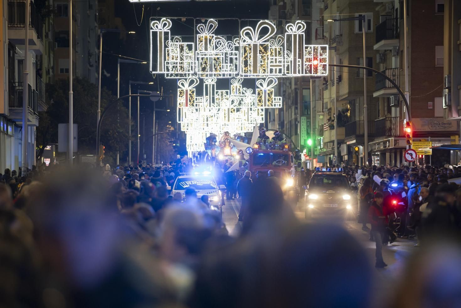 Imágenes de las Cabalgatas de los Reyes Magos de Huelva 2024