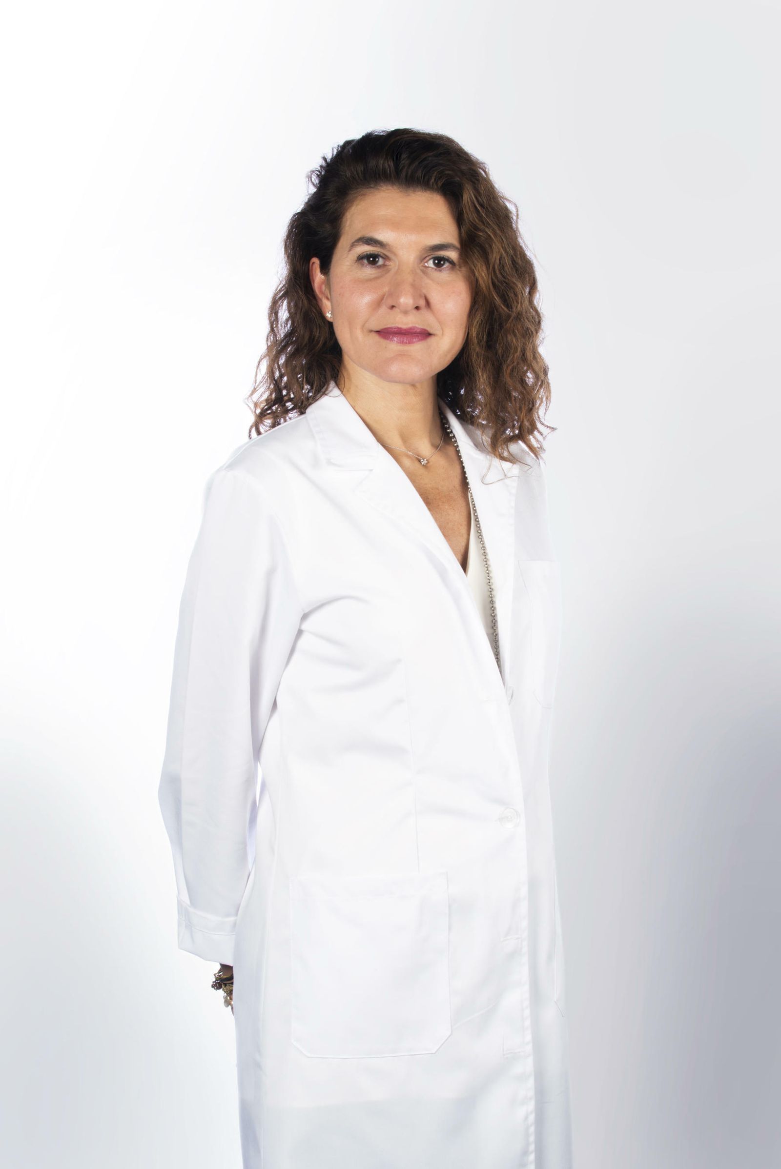 La doctora Amparo Toro, oftalmóloga de la Unidad de Retina.