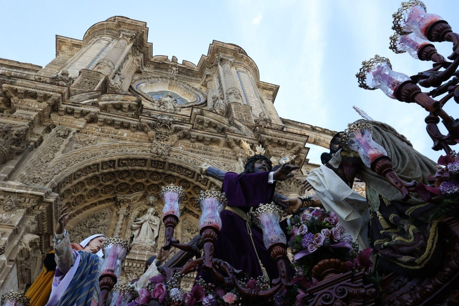 Las imágenes de regreso de las hermandades de la Sed, Candelaria, Paz y Clemencia a sus templos