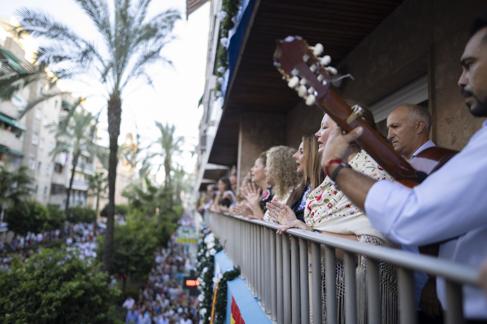 Imágenes de la salida de la Virgen de la Cinta desde la Catedral hacia el Santuario
