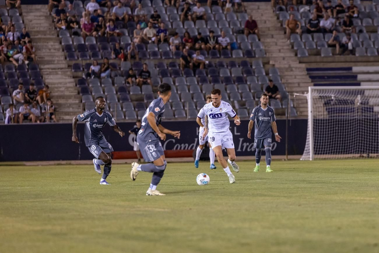 Las mejores imágenes del Real Jaén 3 - 2 Granada CF en el XLI Trofeo del Olivo