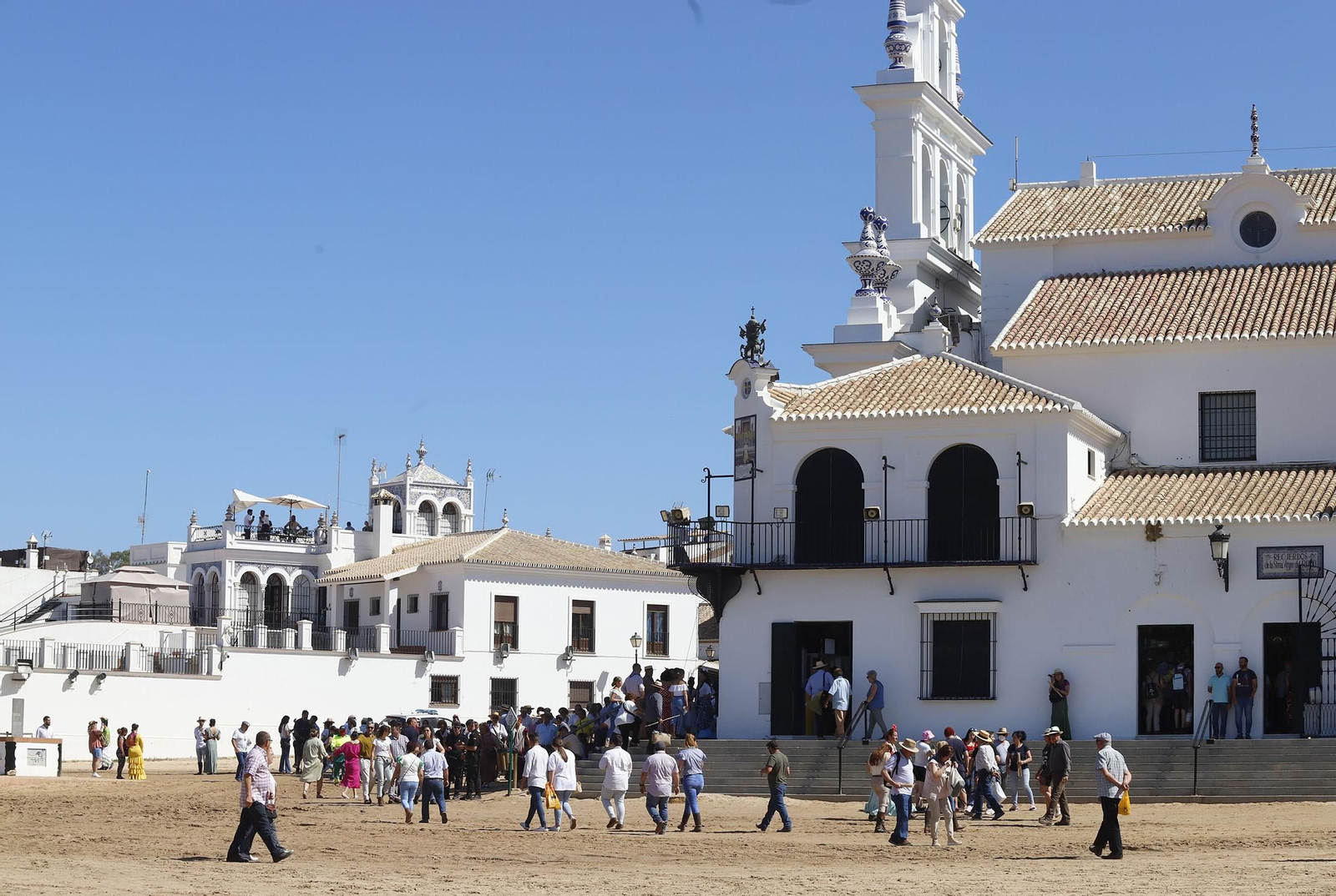 Ambiente en la aldea del Rocío en la jornada del sábado