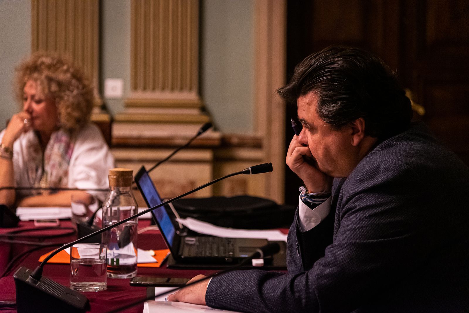 Imágenes del pleno extraordinario para la aprobación de los presupuestos del Ayuntamiento de Huelva