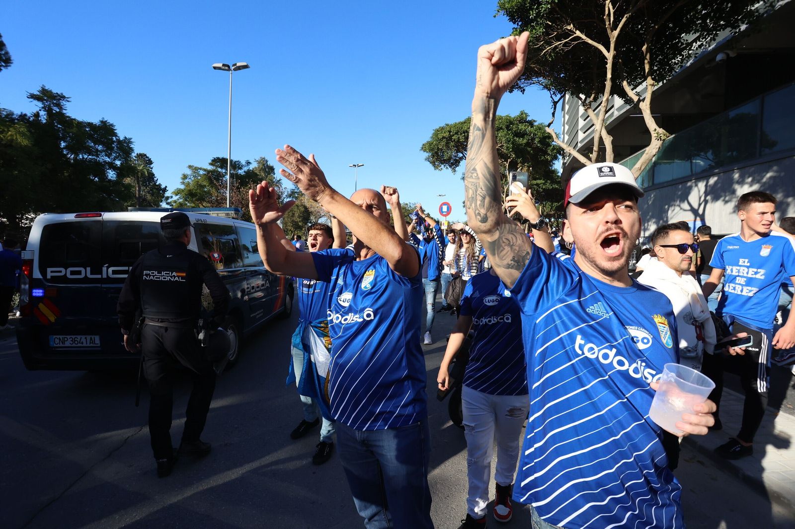 Así ha sido el recibimiento al Xerez CD en los aledaños de Chapín para el derbi