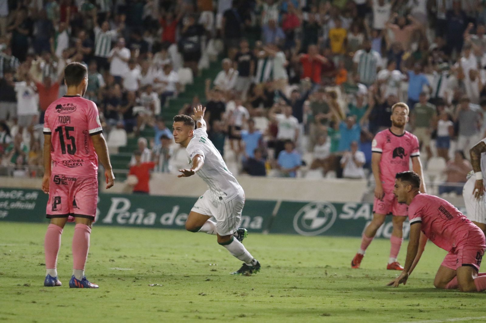 La victoria del Córdoba CF ante el Unionistas de Salamanca, en imágenes