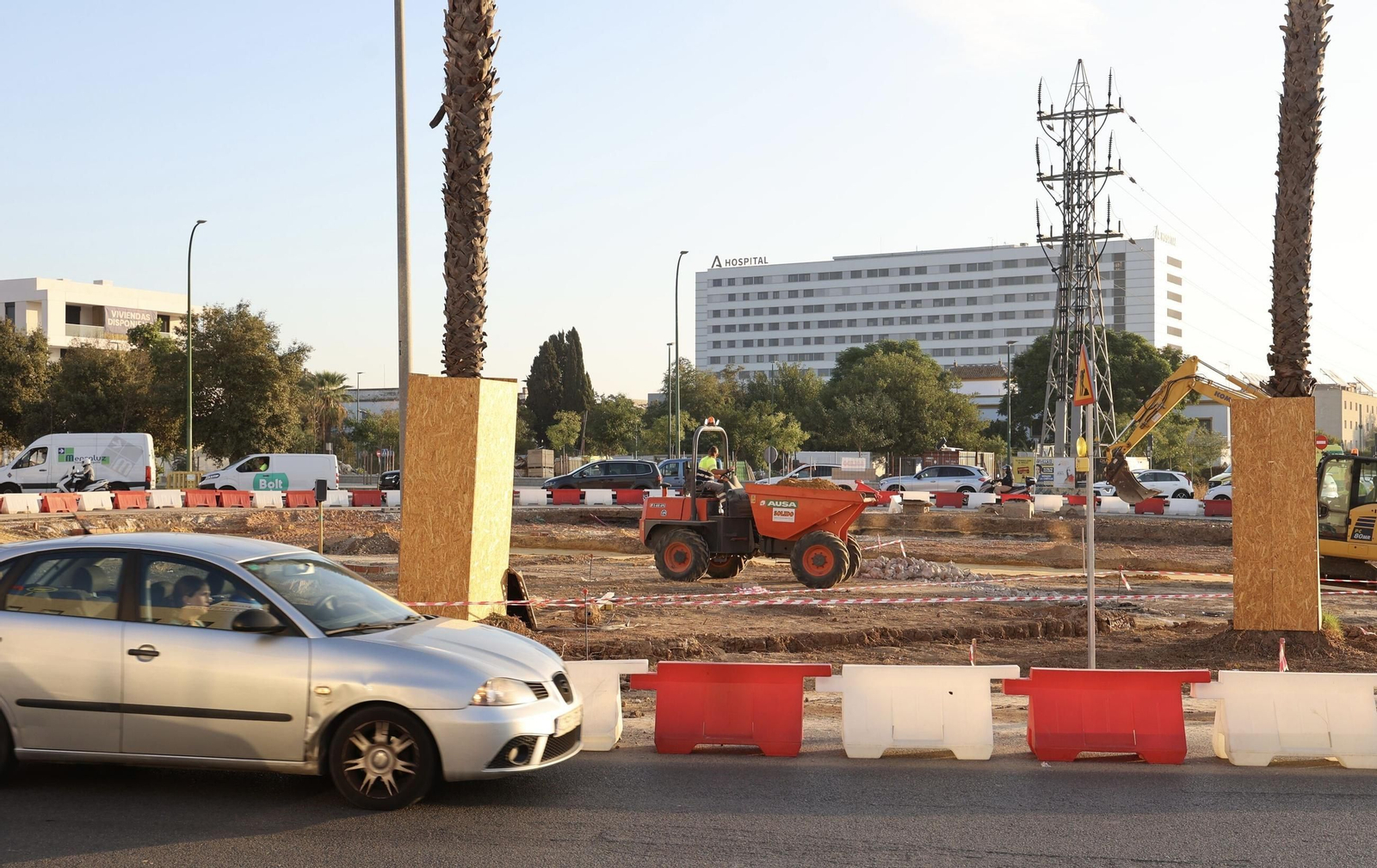 Así están las obras para eliminar la rotonda de la avenida de Jerez