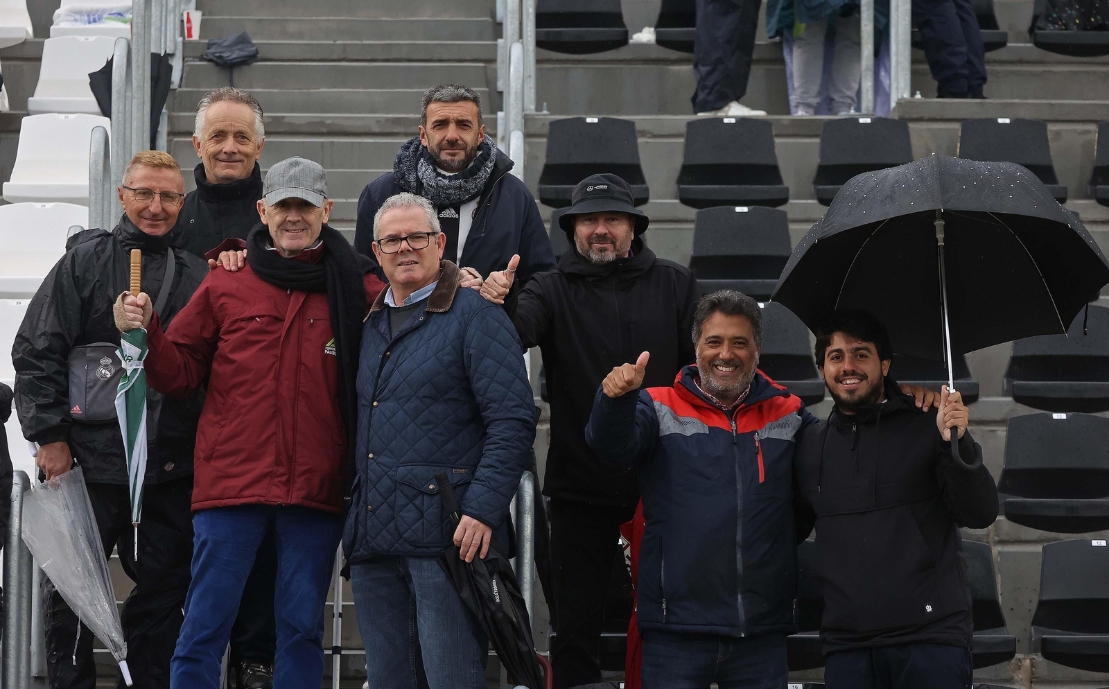 Búscate en el Ciudad de La Línea durante el Balona - Vélez de Segunda RFEF