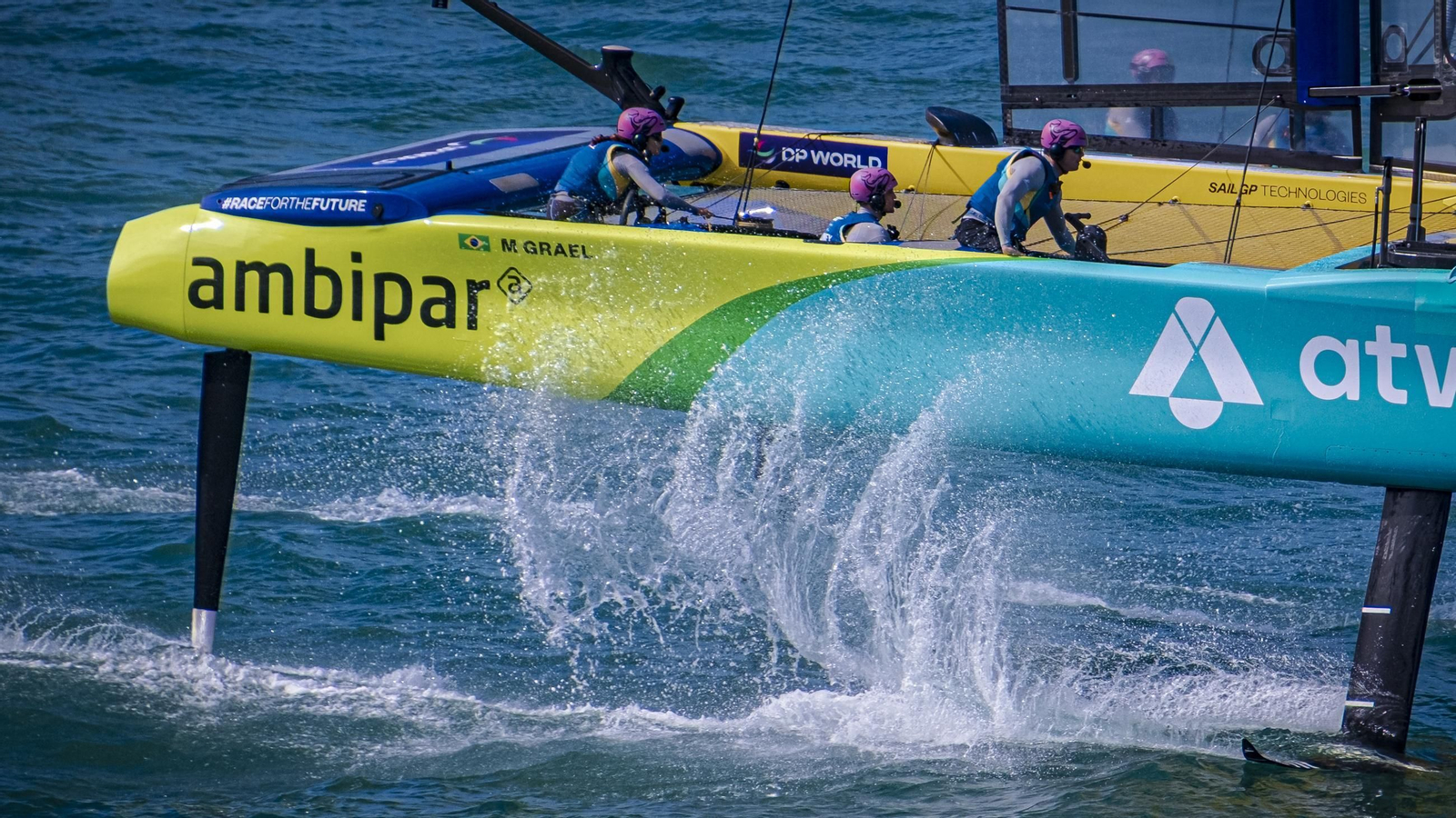 Las imágenes que dejó en Cádiz el domingo de Sail GP