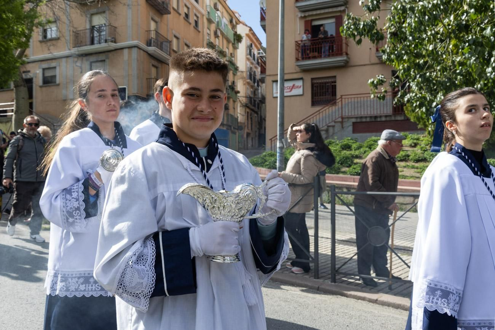La temida lluvia impide el desarrollo normal de este Martes Santo